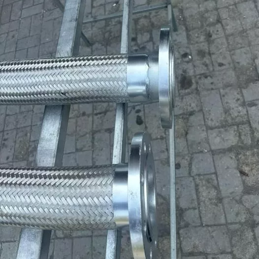 Gofreeritud painduv metallvoolik
